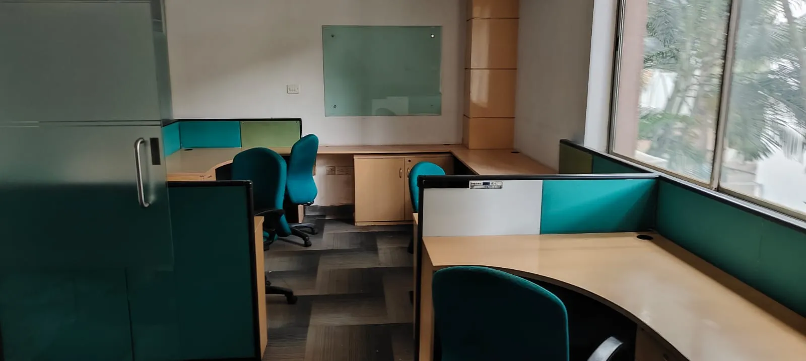 Full floor clearance run inside a financial unit highlighting corporate office dismantling Perungudi operations.